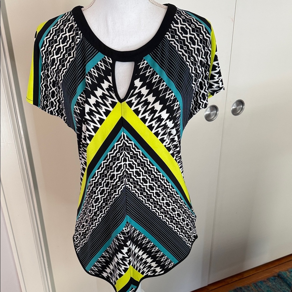 Beige by eci Black Short-Sleeve Keyhole Top with Lime and Teal Accents
